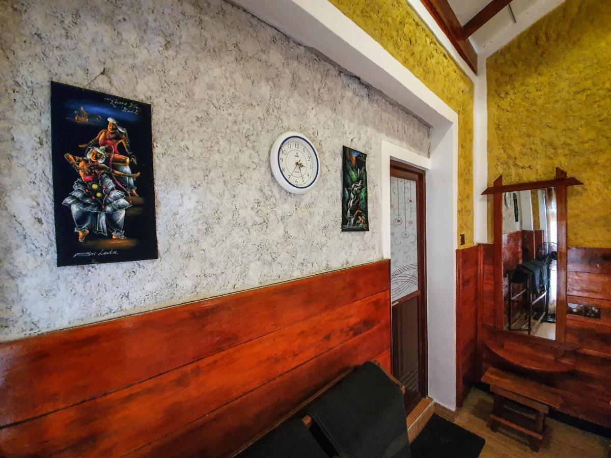 Guest Inn Avendra Ella Extérieur photo